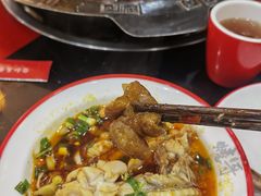 -烧哥美蛙肥肠鱼火锅·十五年社区店
