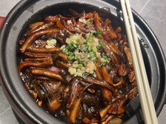 -吴越荣记苏州菜·松鼠桂鱼100%活鱼现做(斜塘老街店)