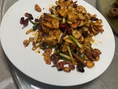 炒瓷菇-花楸树下(观水路店)
