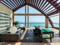 -三亚湾海居雅高铂尔曼度假酒店