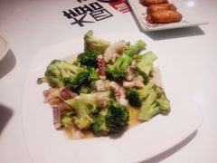 鲜鱿炒西兰花-大四喜茶餐厅(井岸店)