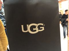 -UGG(燕莎奥特莱斯购物中心店)