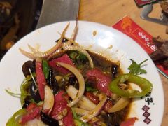-咱屯子铁锅炖直营店(保利店)