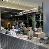 月山自由餐厅 店如其名，是建国设计美学馆里的西餐厅