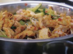 -周良天山牛杂城(天山路总店)