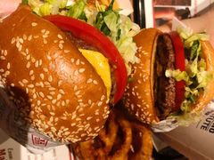 -The Habit Burger Grill 哈比特汉堡(复兴soho店)