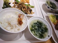 -雅惠美食城
