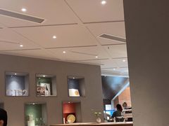 -潮一不贰·法式甜品·生日蛋糕·西式简餐(外滩店)