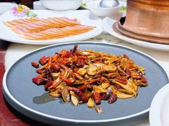 -蔼若春.传承三十年云南菜(金碧公园店)