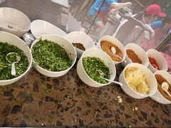 -肖肖酸萝卜鱼火锅(总店)