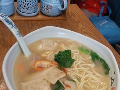 -面西湖杭帮面(控江路店)