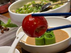 番茄脆菇沙拉-小大董·烤鸭(王府井apm店)