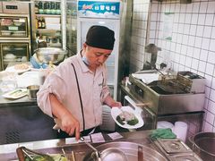 -袁亮宏饺子云吞(侯家桥菜场店)