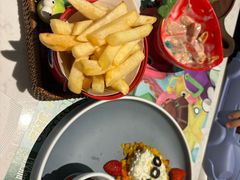 -水桶王国主题餐厅·聚会·生日派对·亲子活动·家庭套餐(亚龙湾希尔顿店)