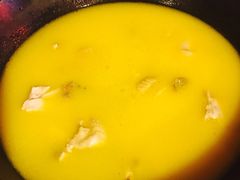 -鲜入围煮花胶鸡海鲜火锅