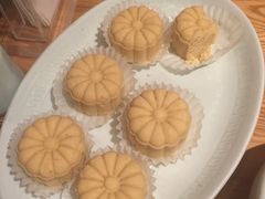 -萨拉伯尔水源素问店·韩国宫廷料理(人民路店)