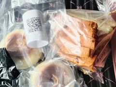 -沁屋面包店(人民东路店)