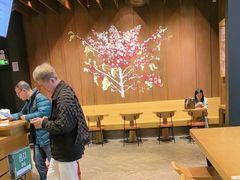 -星巴克(广州南站A18检票口楼上)