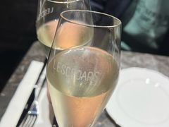 -LESCEDARS Brasserie Bistro香柏树