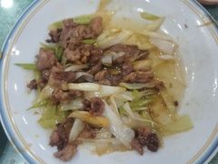 -鹤乡东北菜(崮山路店)