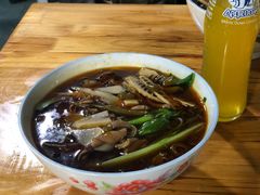 -越洋肖氏老米线(杨家坪店)