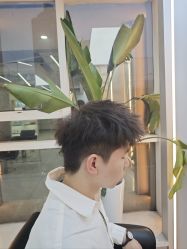 -赤道 Hair Salon