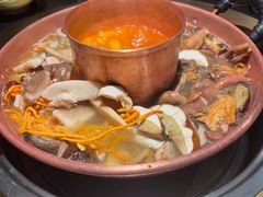 -菌自由丨野生菌火锅特色庭院餐厅(丽江古城店)