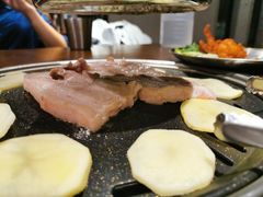 辣五花肉-·缸桶屋·韩式牛肋条自助烤肉(西湖D11店)