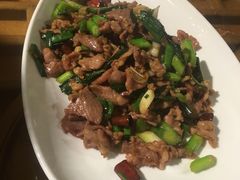 宣威小炒肉-醉云喃