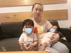 -爱月宝月嫂·育儿嫂(哈尔滨总店)