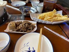 -亿诣蝎府炸酱面羊蝎子火锅(酷车小镇店)