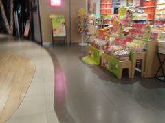 -良品铺子(长和国际店)