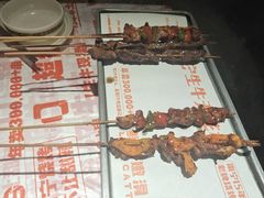 -威记烧嘢·南宁烧烤·超级生牛(绿地店)