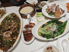 -梅利汴京烤鸭•开封豫菜地标店(东大街店)