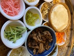 -包整·丝娃娃(一览甲秀楼风景店)