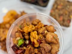 -丹水桥地锅鱼·翘嘴鲌·地方特色全鱼宴(丹江口大坝店)