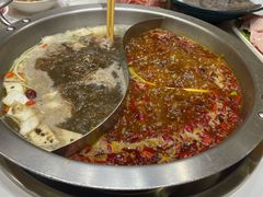 -沸炉重庆老火锅(军事博物馆店)