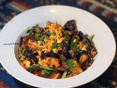 凉拌鸡爪-蜗牛小馆醉乡民谣云南菜(惠新西里店)