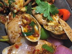 -大头虾越式风味餐厅(光明广场店)