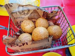 -BHC炸鸡(明洞总店)