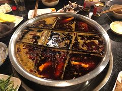 -邓莽子老火锅(中兴路总店)