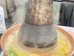 酸菜海鲜锅底-楼外楼大刀肉传统火锅(西安大路店)