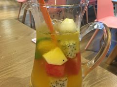 水果茶-樱花里音乐餐吧·牛扒椰子鸡(东圃店)