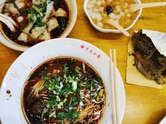 -八一路好吃街(雨田商务大厦店)