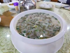 -鹏城人家海鲜酒家·23年老字号(较场尾店)