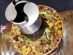 炭火蛙王-老佛爷蛙锅•鲜蛙煲(麦凯乐店)