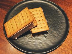 咖啡鹅肝脆饼-山杏yama-katsu·吉列炸物