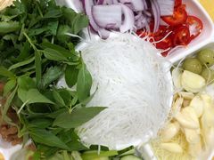 鱼生-官塘陈记鱼生·潮汕砂锅粥·牛肉火锅(潮枫路总店)