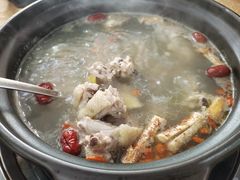 -濠轩阁特色生蚝火锅(水湾路店)