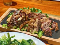 -一群羊手扒肉(远东公寓店)